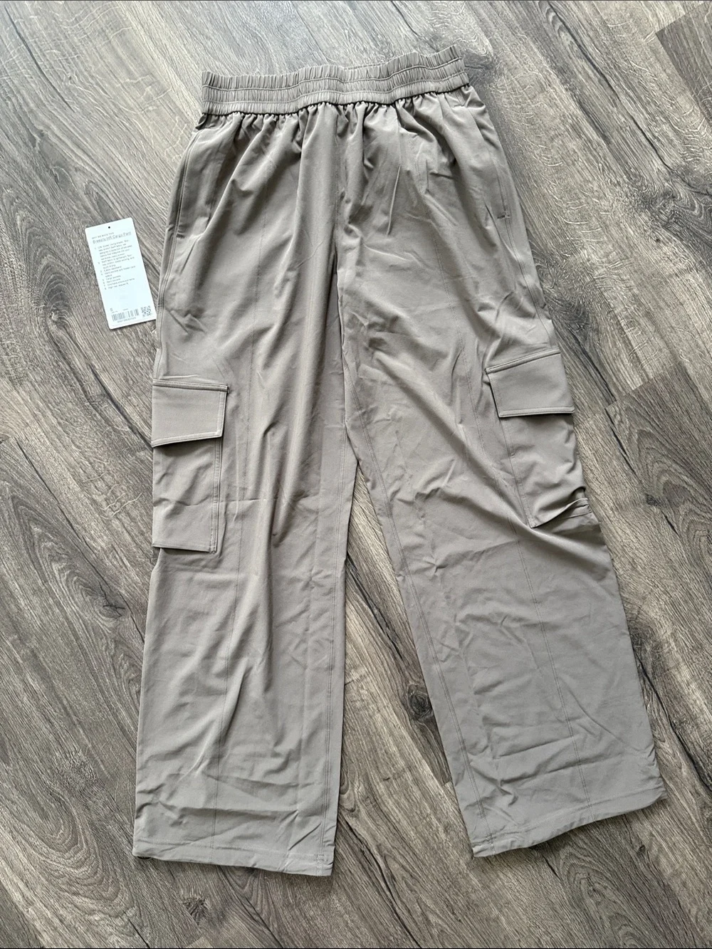 Lululemon breezily HR cargo pants